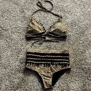 Lacey leopard bikini